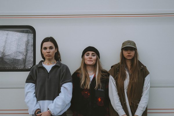 Jean bootcut femme : alliez élégance et confort avec style !